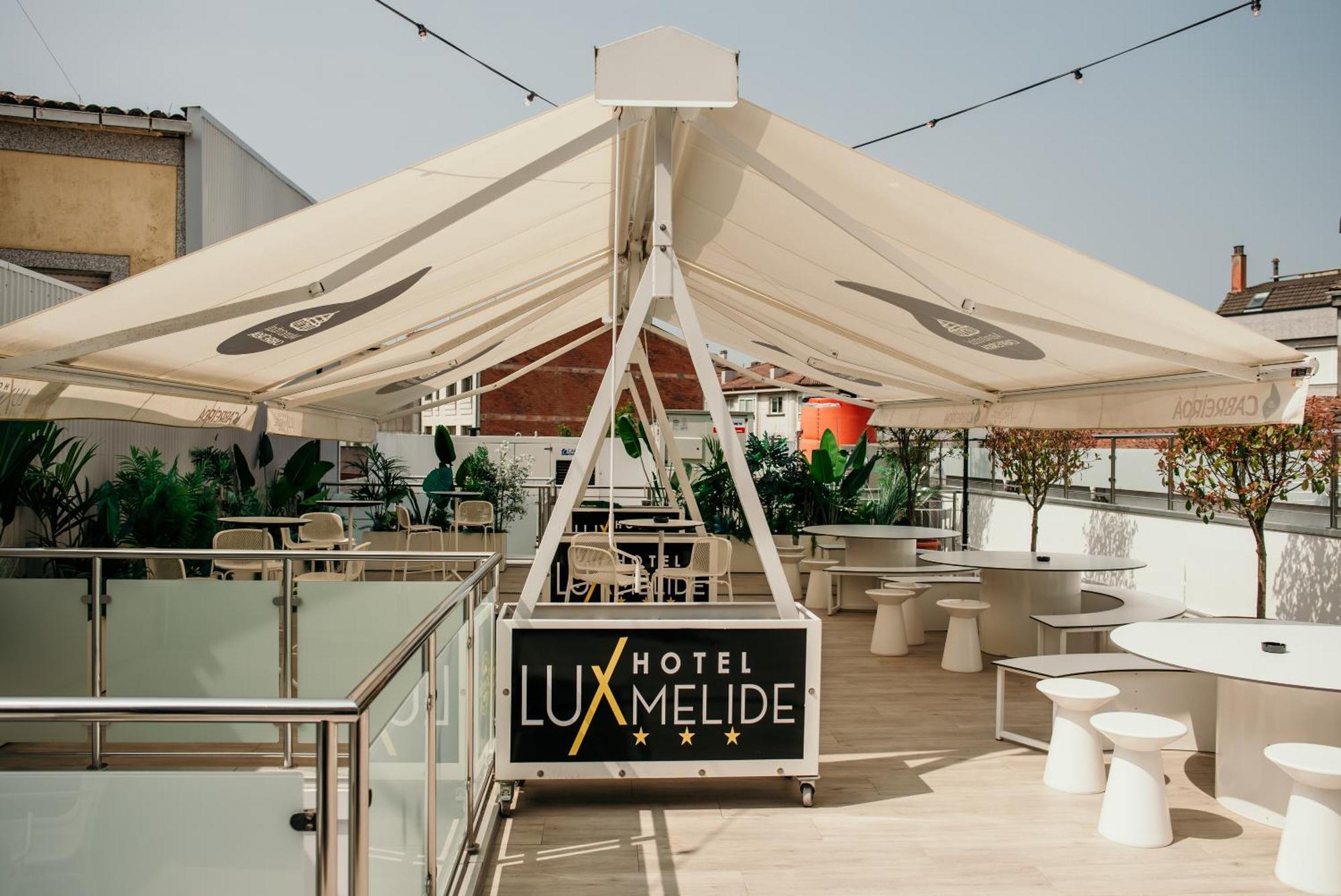 Hotel Lux Melide Esterno foto